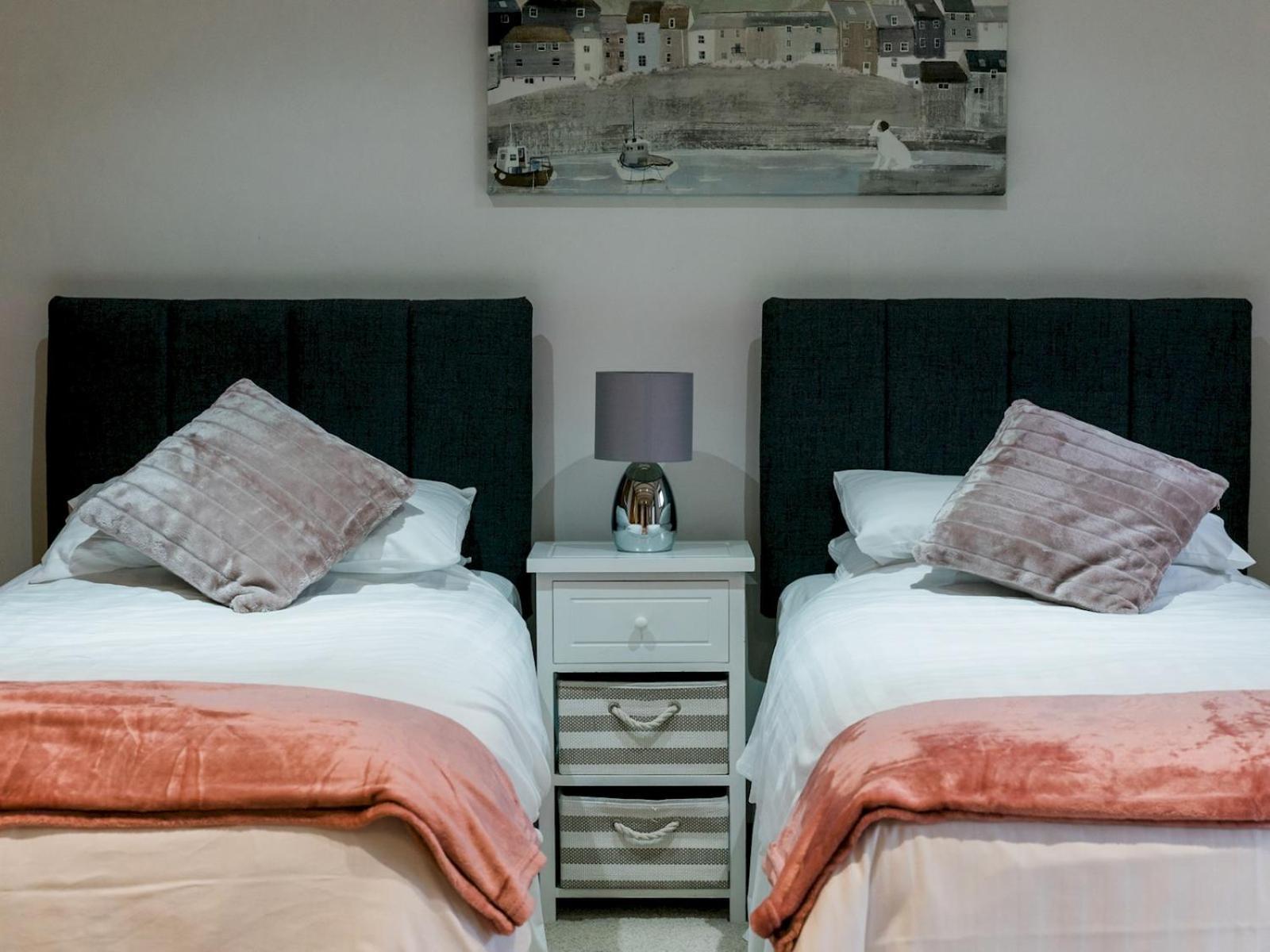 Pass The Keys Peaceful & Coastal 2 Bedroom Cottage Cardigan Luaran gambar