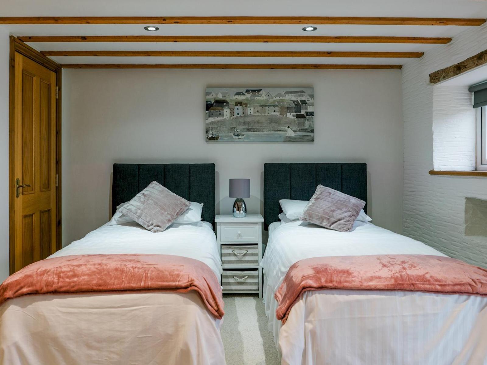 Pass The Keys Peaceful & Coastal 2 Bedroom Cottage Cardigan Luaran gambar